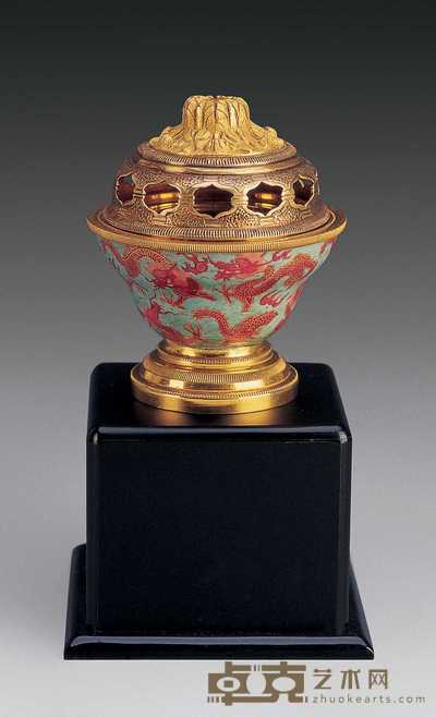 清 铜鎏金矾红描金九龙香薰 8.5cm